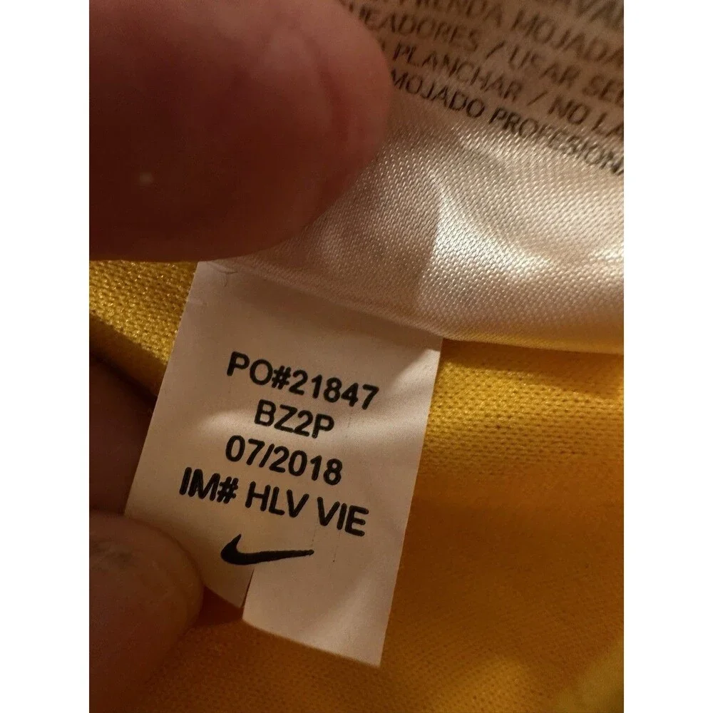 Nike Kyle Kuzma #0 Los Angeles Lakers Gold‎ Nike Lore Series NBA Jersey Youth M